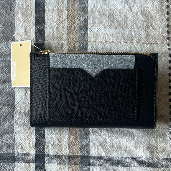 NWT Michael Kors Wallet - Picture 3 of 4
